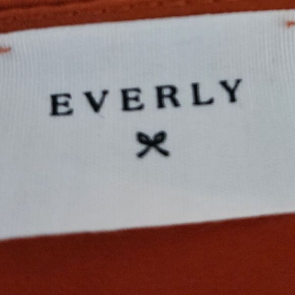 EVERLY WOMEN'S LONG SLEEVE PULLOVER BLOUSE WITH BACK PLEAT SIZE SMALL - Picture 7 of 9